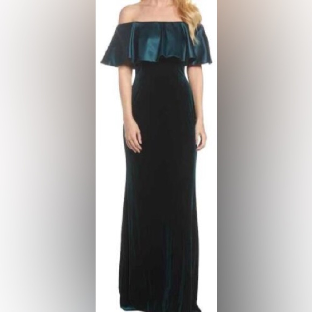Adriana Papell Emerald Green Velvet Evening Gown